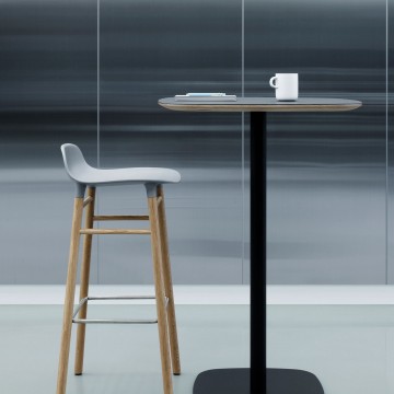 Tabouret Form H.65cm pieds chêne